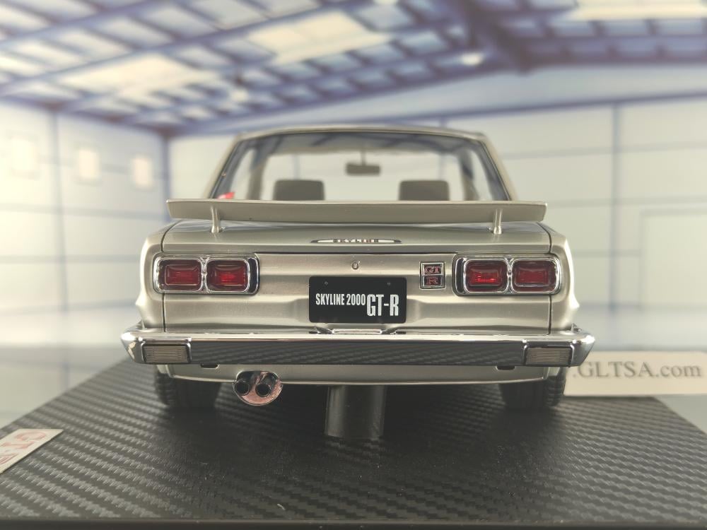 Nissan Skyline 2000 GT-R (KPGC10) Silver 1:18 Ignition Model