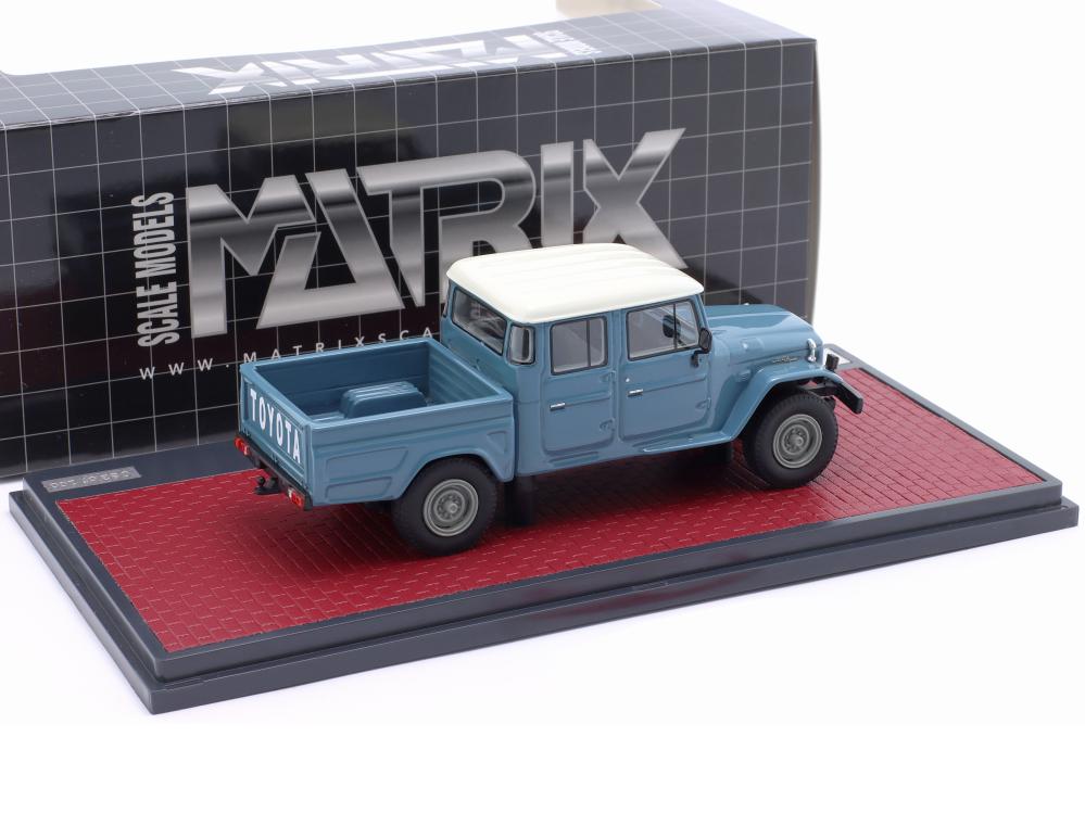 Toyota HJ45 Land Cruiser Crew Cab 1979 Beige 1:43 Matrix MX41905 