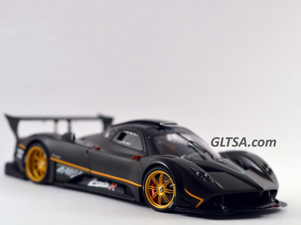 RARE Pagani Zonda R Carbon Fiber Black 1:18 AUTOart 78261 - الهوايات  الذهبية لمجسمات السيارات والريموت