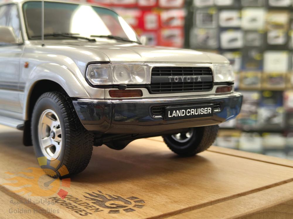 Toyota Land Cruiser HDJ80 Beige Metallic 1:18 OTTOmobile