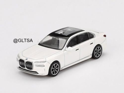 BMW i7 xDrive60 Mineral White 1:64 MINI GT MGT00819-BL