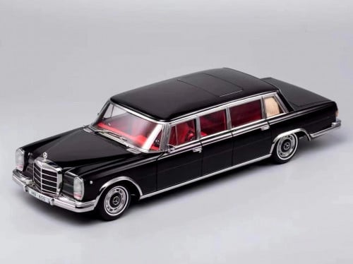 Mercedes-Benz Pullman S600 Pearl Black 1:18 KengFai Diecast Car Model KF029-1