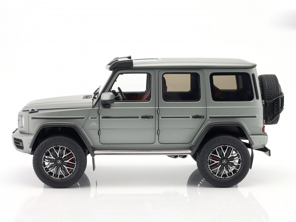 Mercedes-Benz G63 (W463) 4x4 AMG Platinum Silver Met 1:12