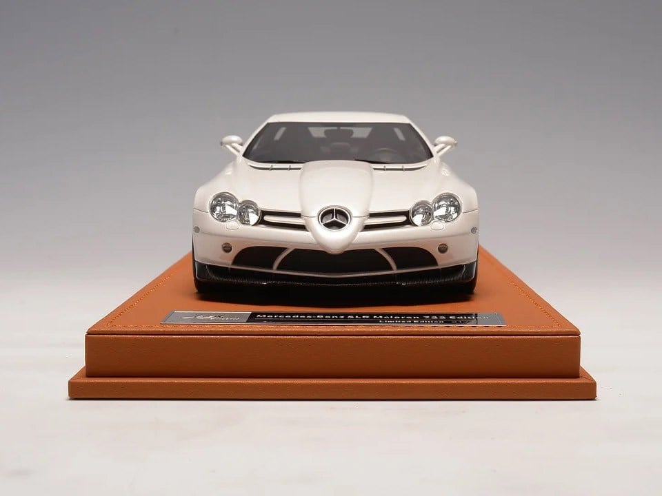 Mercedes-Benz SLR McLaren 722 Pearl White 1:18 Ivy IM1819B