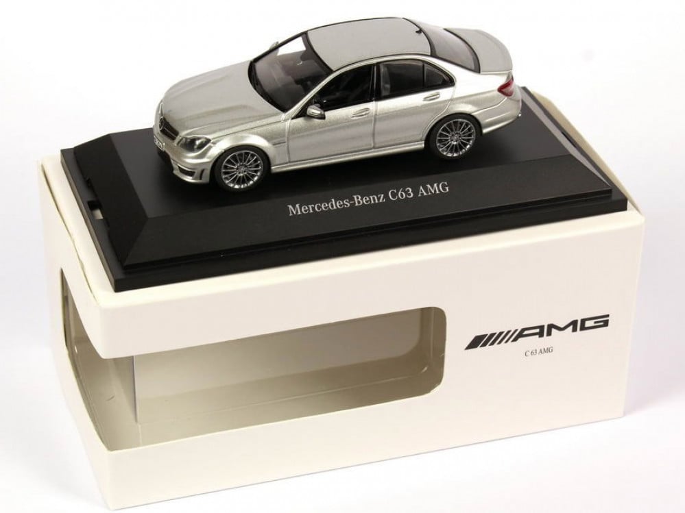 RARE Mercedes-Benz C63 AMG (W204) Iridium Silver 1:43 Schuco B66960088 -  الهوايات الذهبية لمجسمات السيارات والريموت