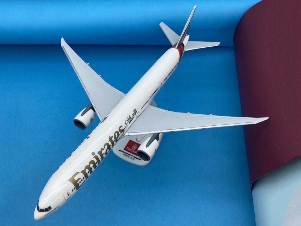 【新品・未開封】Emirates Boeing 777-300ER 1/200 Boeing 777-300ER Emirates Airlines Expo 2020 1/200 | eBay