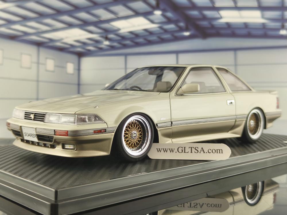 Toyota Soarer (Z20) 3.0GT-LIMITED White/Gold 1:18 Ignition