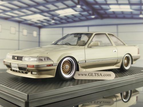 Toyota MarkII Grande (GX71) Limited White 1:18 Ignition