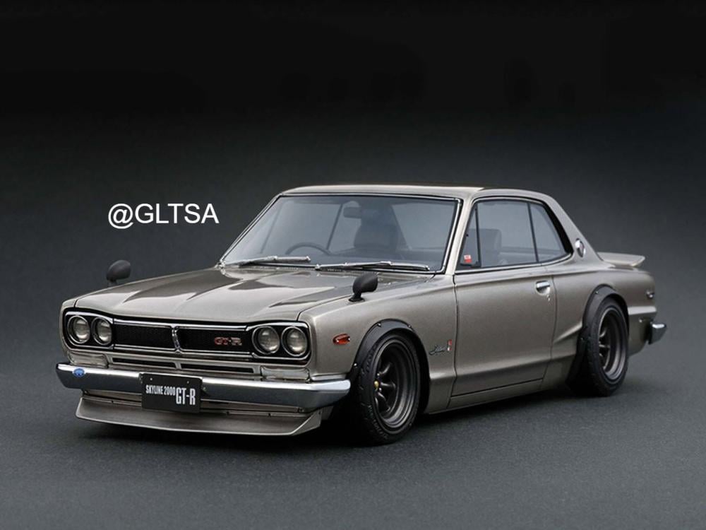 Nissan Skyline 2000 GT-R (KPGC10) Silver 1:18 Ignition Model