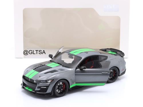 Ford Mustang GT500 Carbon Grey Metallic / Neon Gre...