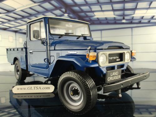 RARE Toyota Land Cruiser 40 LC40 Pickup Blue 1:18 Kyosho 08958BL