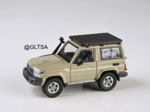 Toyota Land Cruiser 71 SWB Sandy Taupe (Brown) 1:64 Para64 PA-55564