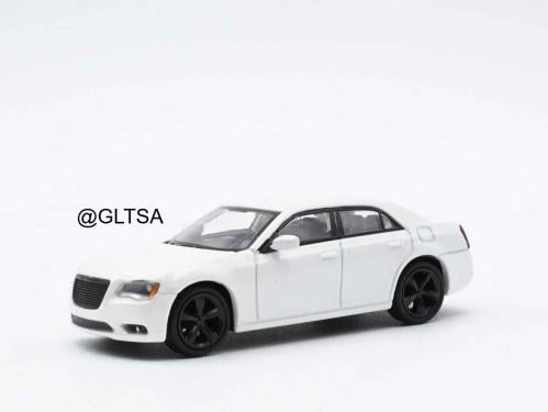 Chrysler 300c Pearlescent White 1:64 596 Model LIMITED 1499 PCS