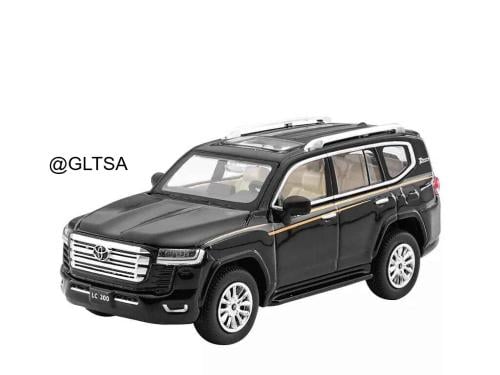 Toyota Land Cruiser LC300 Black 1:64 Massdi TYT130...