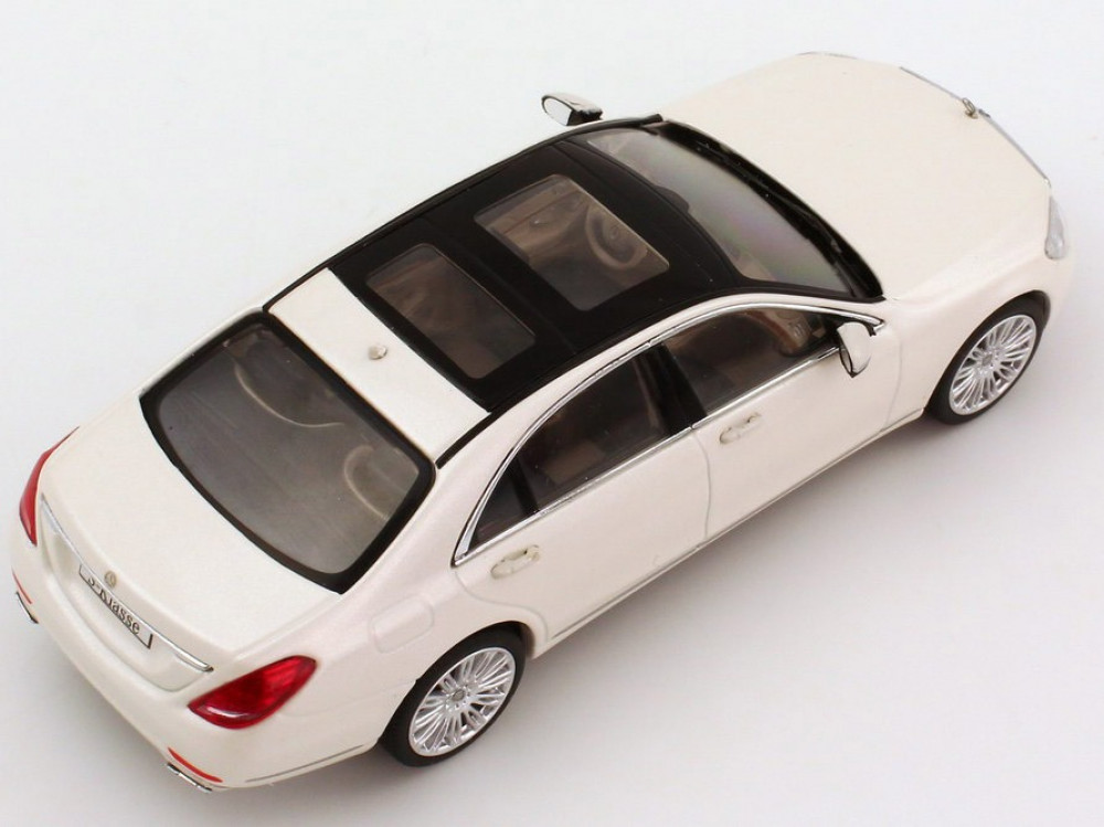 Mercedes-Benz S-Class S320 (W222) White Metallic 1:43 Schuco