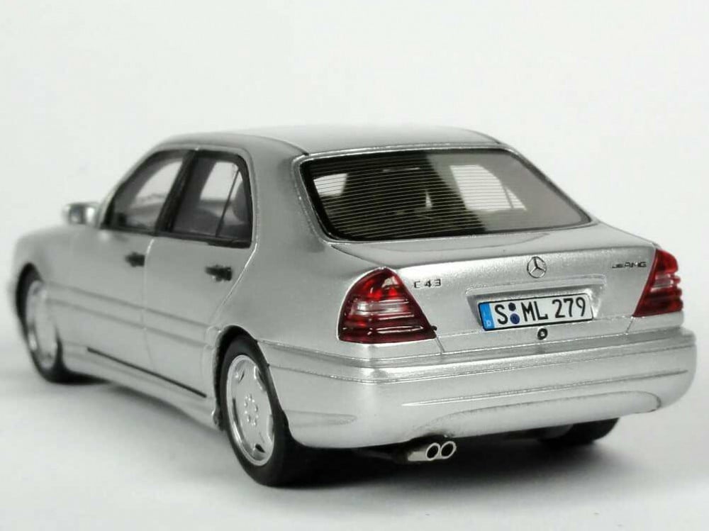 Diecast model cars Mercedes Classe C 1/43 Spark C43 AMG