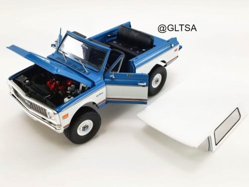 RARE PRE-OWNED Chevrolet 1972 Blazer K5 Blue White 1:18 ACME A1807702