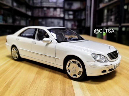 Mercedes-Benz S-Class S-Klasse S600 W220 AMG White 1:18 Norev 183813