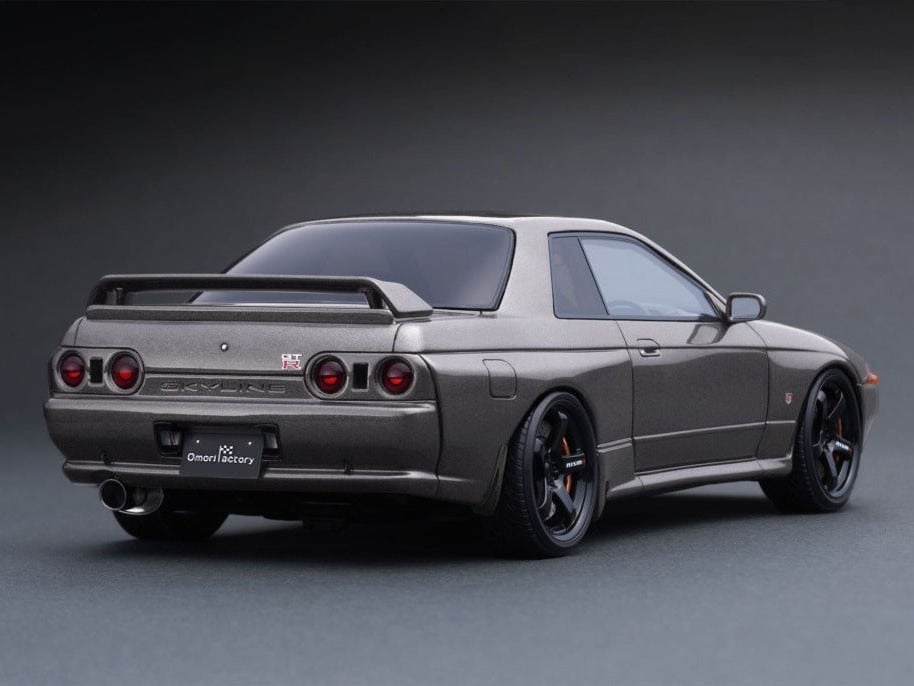 RARE Nissan Skyline GT-R Nismo R32 CRS Gun Metallic 1:18 Ignition Model IG2411