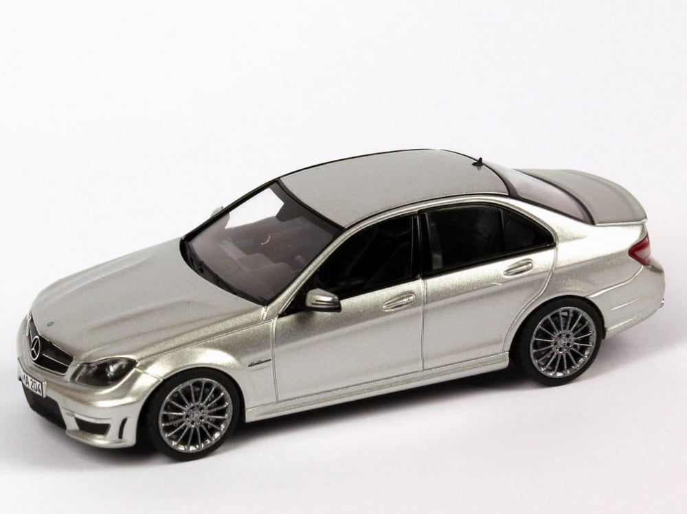 RARE Mercedes-Benz C63 AMG (W204) Iridium Silver 1:43 Schuco B66960088 -  الهوايات الذهبية لمجسمات السيارات والريموت