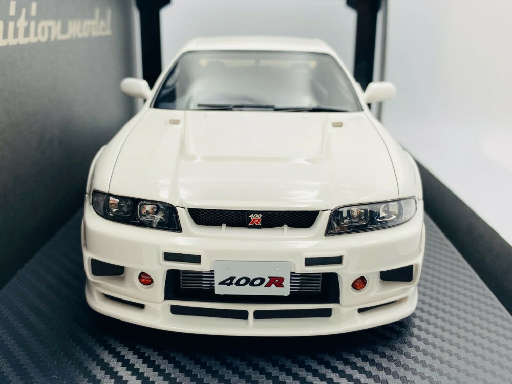 Nismo Nissan Skyline GT-R 表する (R33) 1/18 Nismo Nissan Skyline GT-R 表する (R33) 1/18