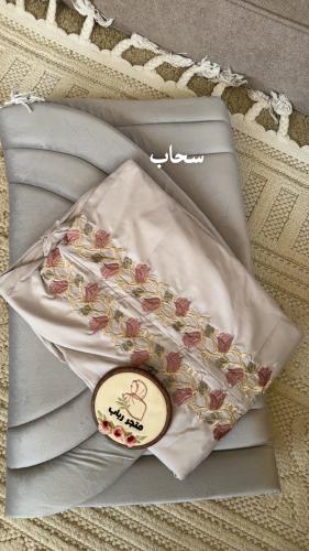 طقم صلاة + سجاد مع شرشف سحاب