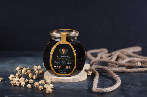 عسل الغابة السوداء الألماني