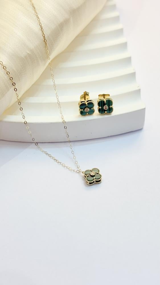 Van Cleef Arpels gold necklace set with zircons (earrings