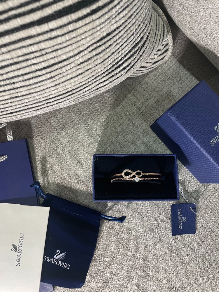 أسوارة ناعمه روز قولد