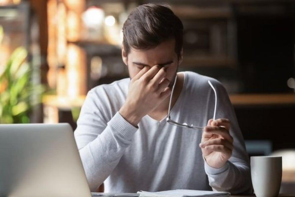 أهم أعراض إجهاد العين وأسبابها وطرق تجنبها