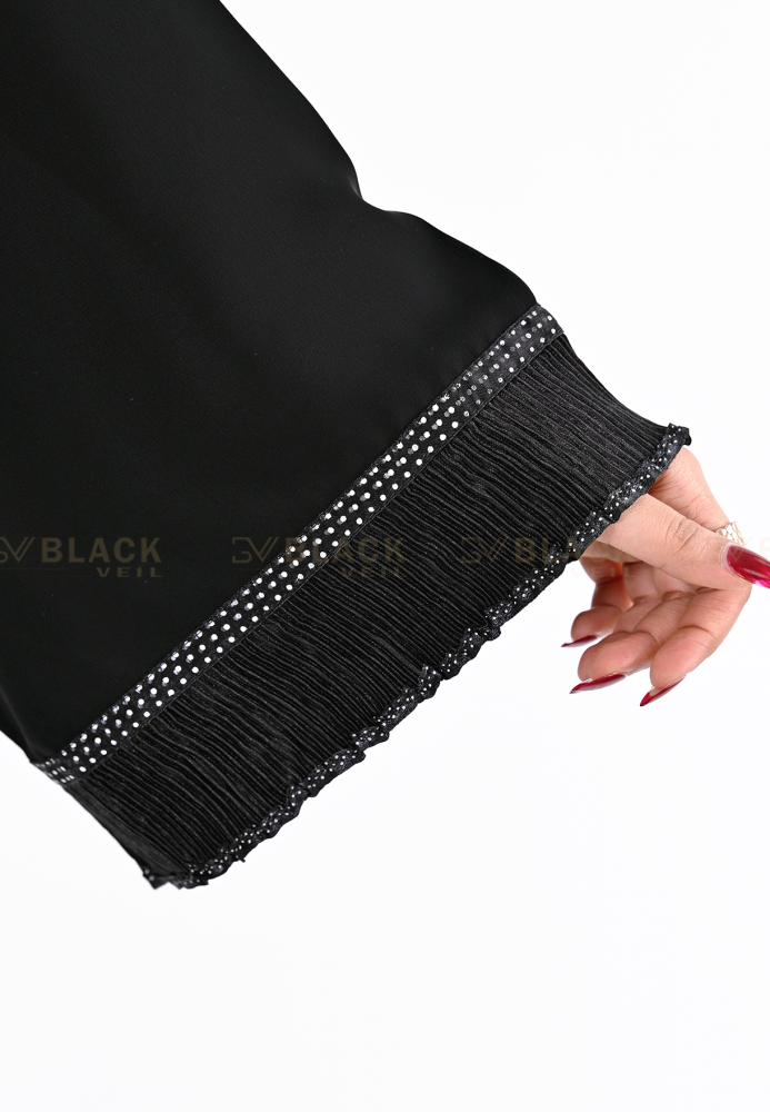 عباية سوداء مع كلفة