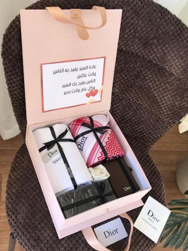 عروض بكسات رجالية هديه العيد ديور