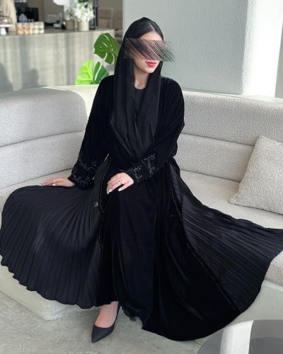 القماش مخمل + طرحة