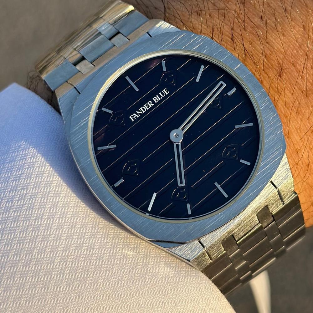 ساعة فندربلو رجالي بسير الستيل ميناء كحلي