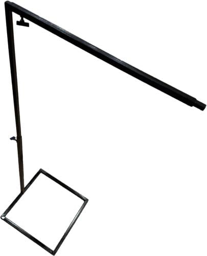 ستاند حديد قابل للتمدد