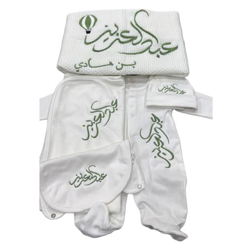 طقم مواليد 5 قطع مع التطريز