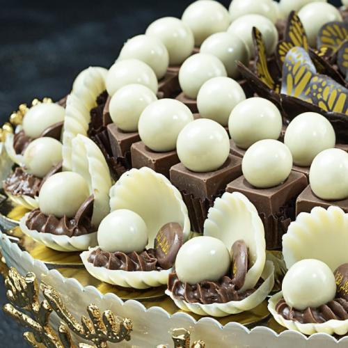 حلى الزفة الصدفة مع الفراشات
