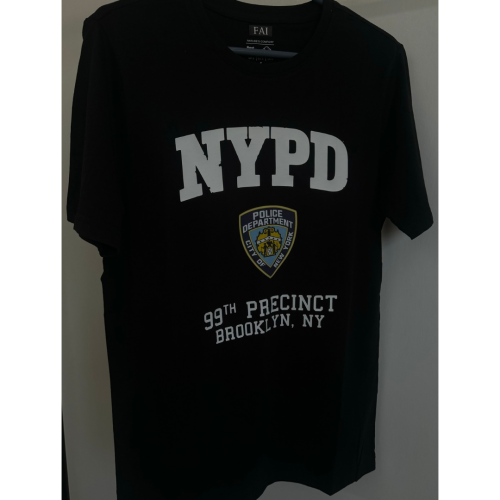 تيشيرت Brooklyn 99 كتابة بيضاء