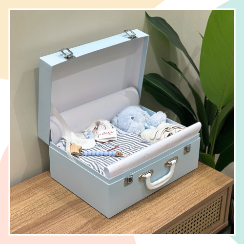 هدية مولود ماركة ( Cath Kidston )