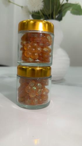 عبوتين مستكه ذهب