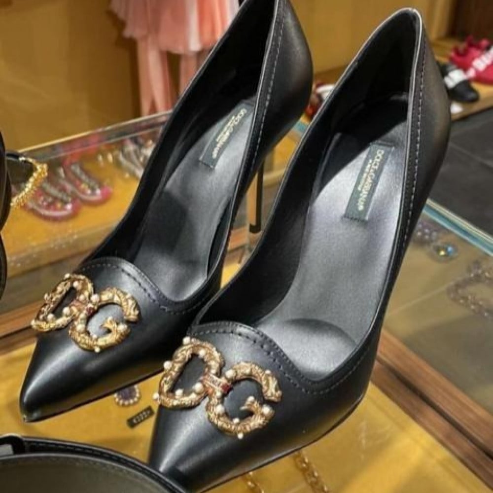 صندل نسائي D&G