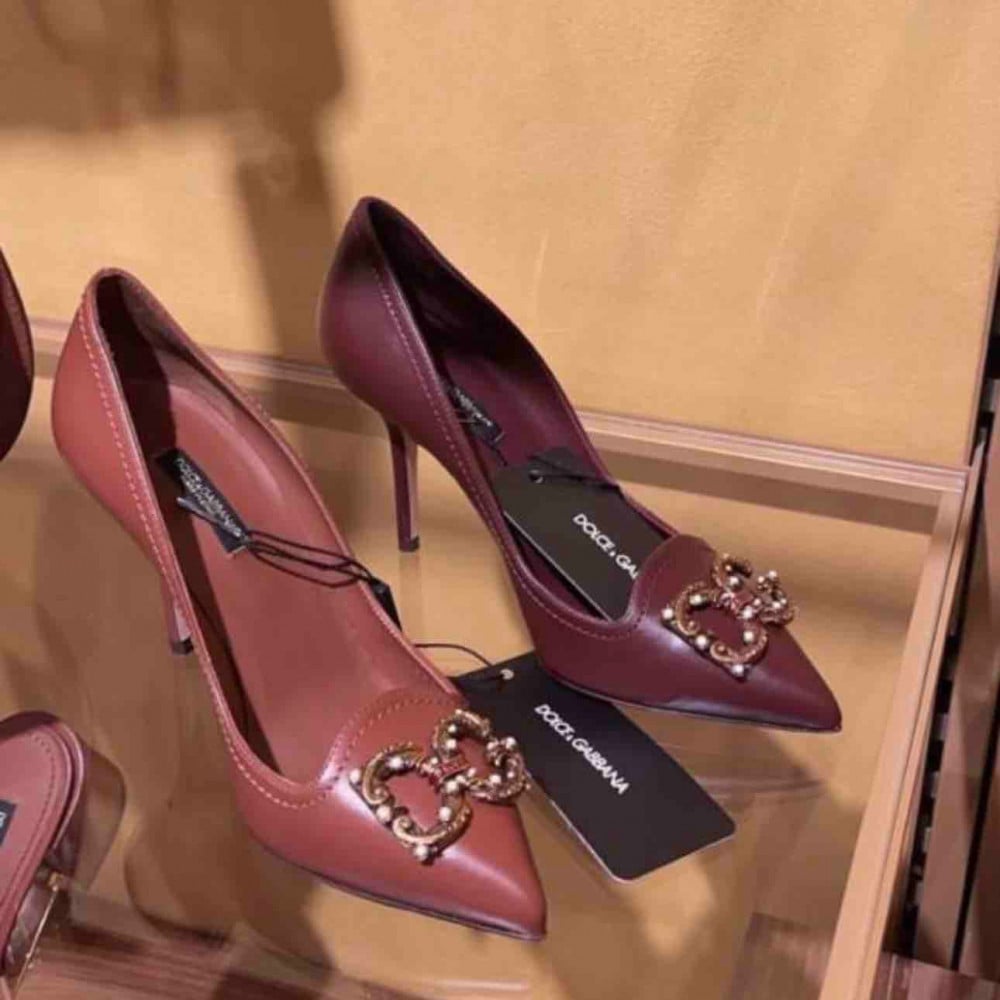 صندل نسائي D&G