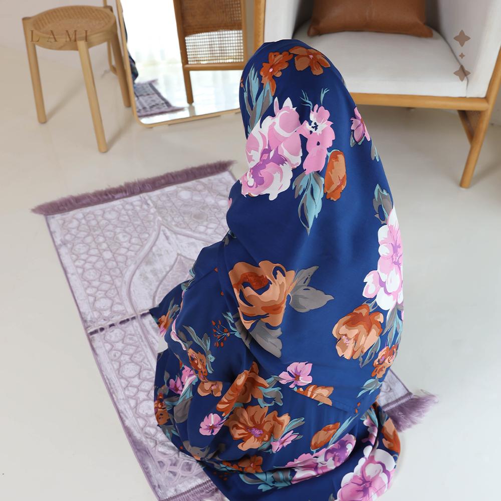 طقم زهرة الندى كحلي