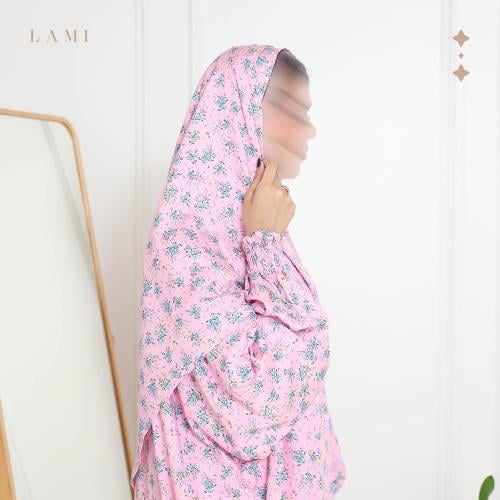 شرشف صلاة مشجر وردي