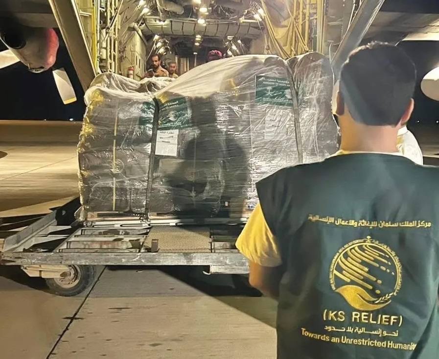 "الحملة الشعبية السعودية لدعم غزة: بذل الجهود بتقدير وإخلاص"