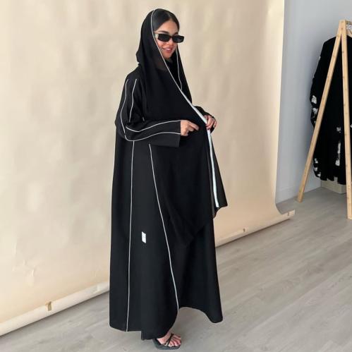 عرض اليوم الوطني عباية 64