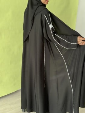 abaya number 82