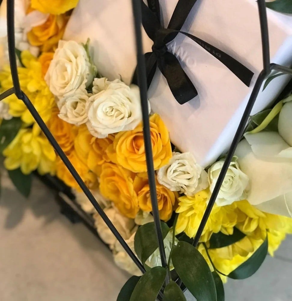 تنسيق ورد طبيعي مع هديه