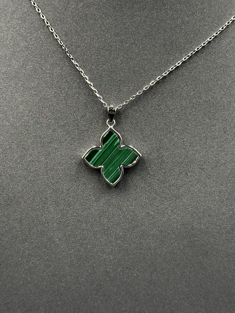 قلادة فضة عيار 925