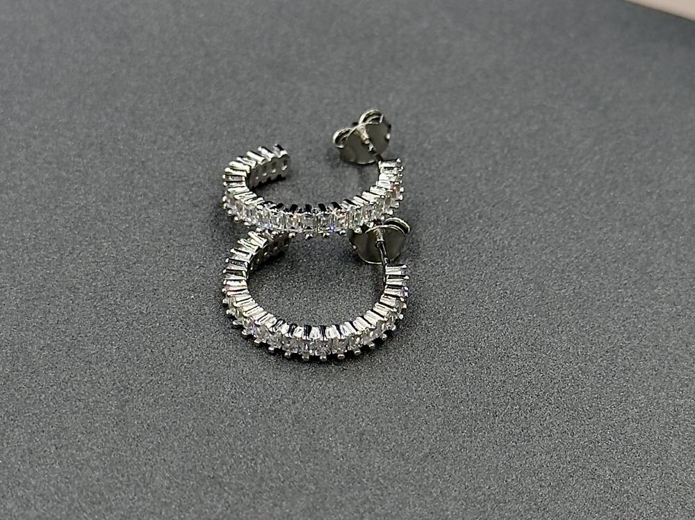 حلق فضة عيار 925